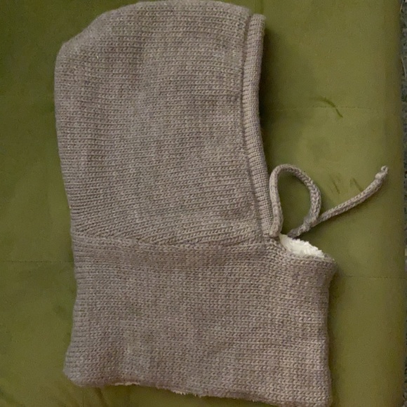 Hood - Picture 2 of 8